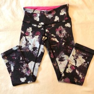 Lululemon Wunder Under Crops